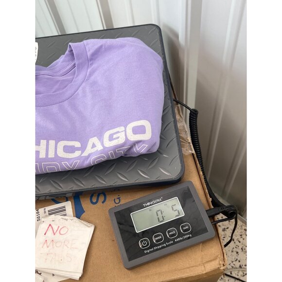 Chicago The Windy City T-Shirt Size Large Crewneck Short Sleeve Purple Cotton - Picture 6 of 6